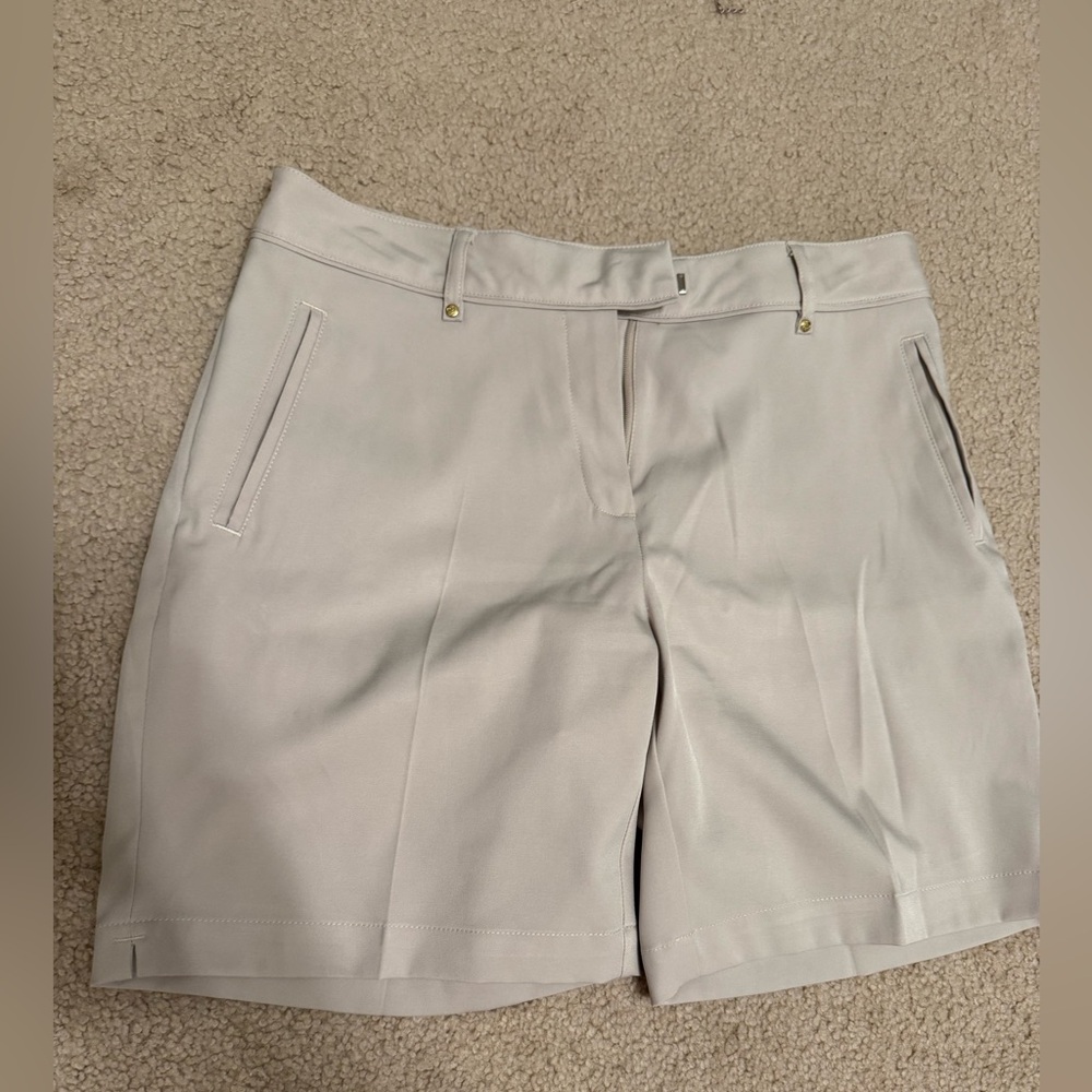 Lady Hagen Shorts